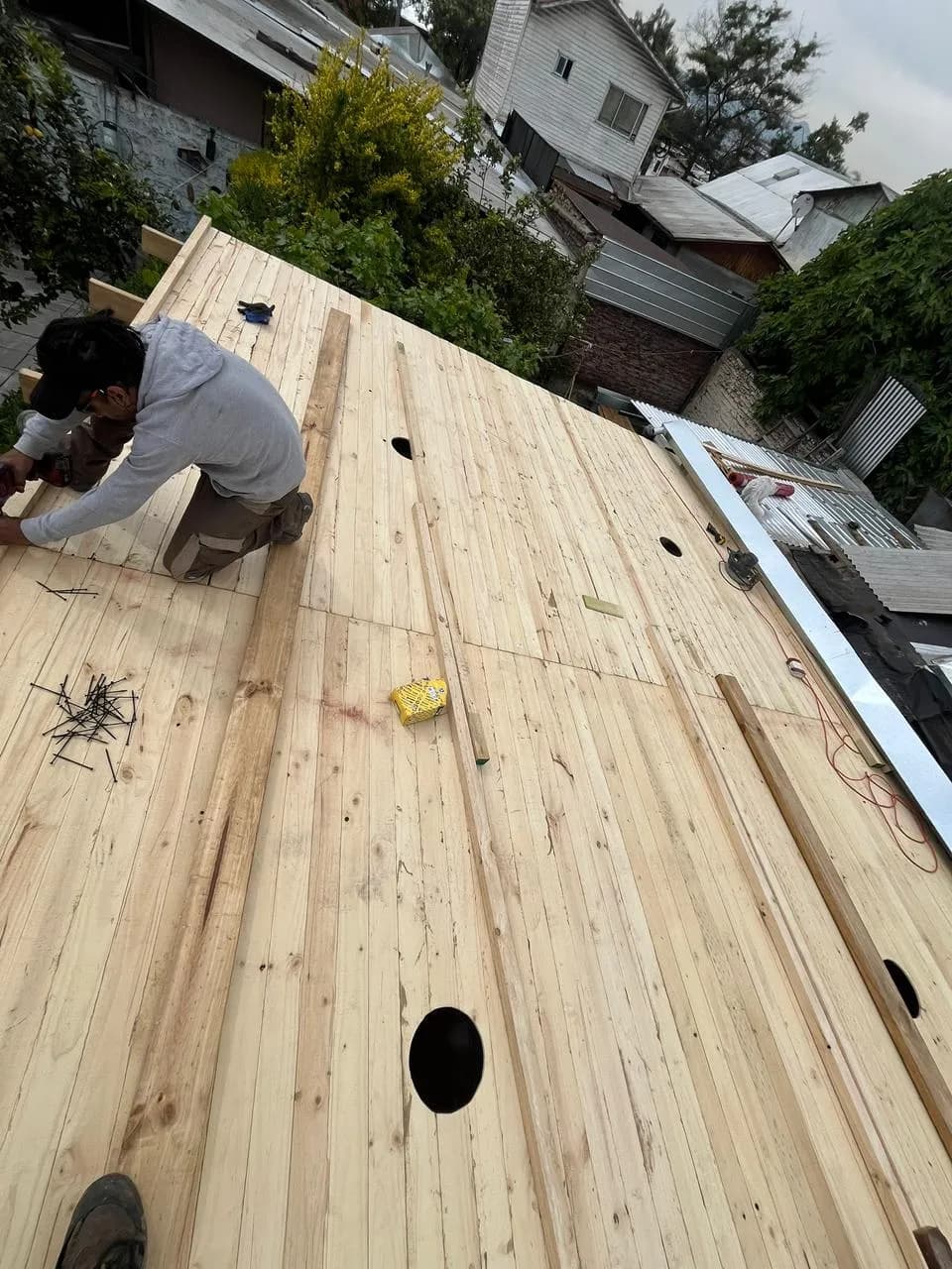 Techado Exterior en Madera Noble